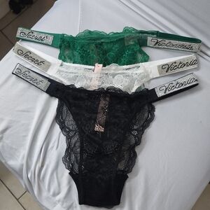 Victoria's Secret Signature Lace Panties - Black, White, Green Solo is a garment